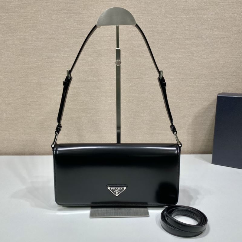 Pra*a hobo bags